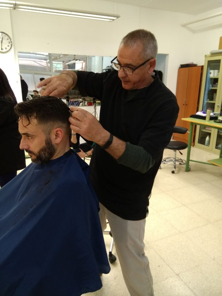 Corte masculino adaptado a ti